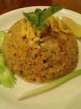 カオッパト(焼きめし)945円