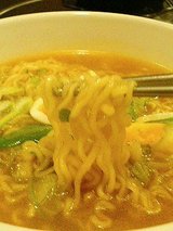 ムグンファ 韓国ラーメン(780円)2