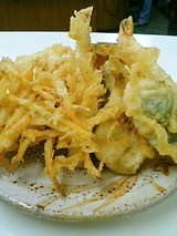 天ぷら定食(海老天入り、ご飯大)750円
