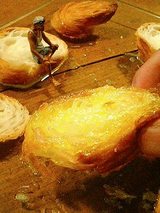 オリーブオイルにたっぷり浸していただきます。