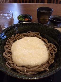 ほしえん 山かけそば 750円