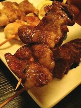 居酒屋まえだ 焼鳥盛 450円