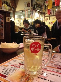 津駅前横丁クラブ 店内