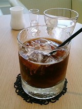 バウムクーヘン&ティー マ・クルール アイスコーヒー(577円)
