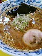 しょうゆラーメン(650円)