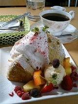 Pino シフォンケーキセット 700円