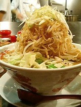 丸十 ドカ盛らーめん 大 950円