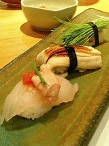 鮨 海馬 かわはぎ、煮穴子、芽ねぎ