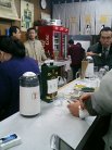 しかし次から次へとオッチャンが入ってきます。