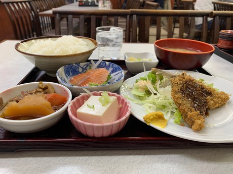 ゆたか食堂 (2)