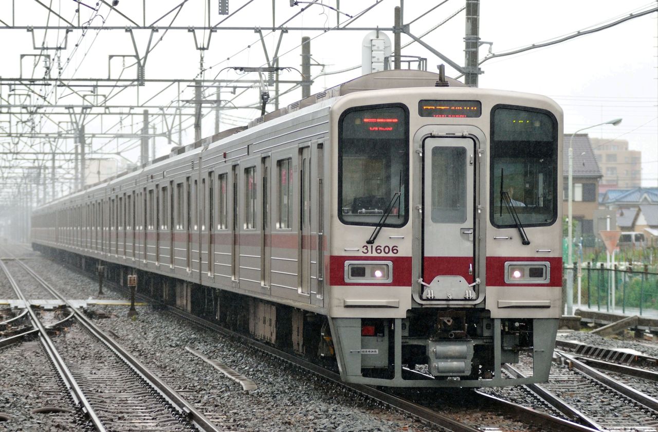 数年ぶりの東武方面(東武30000系) : 風来狐の鉄道雑記