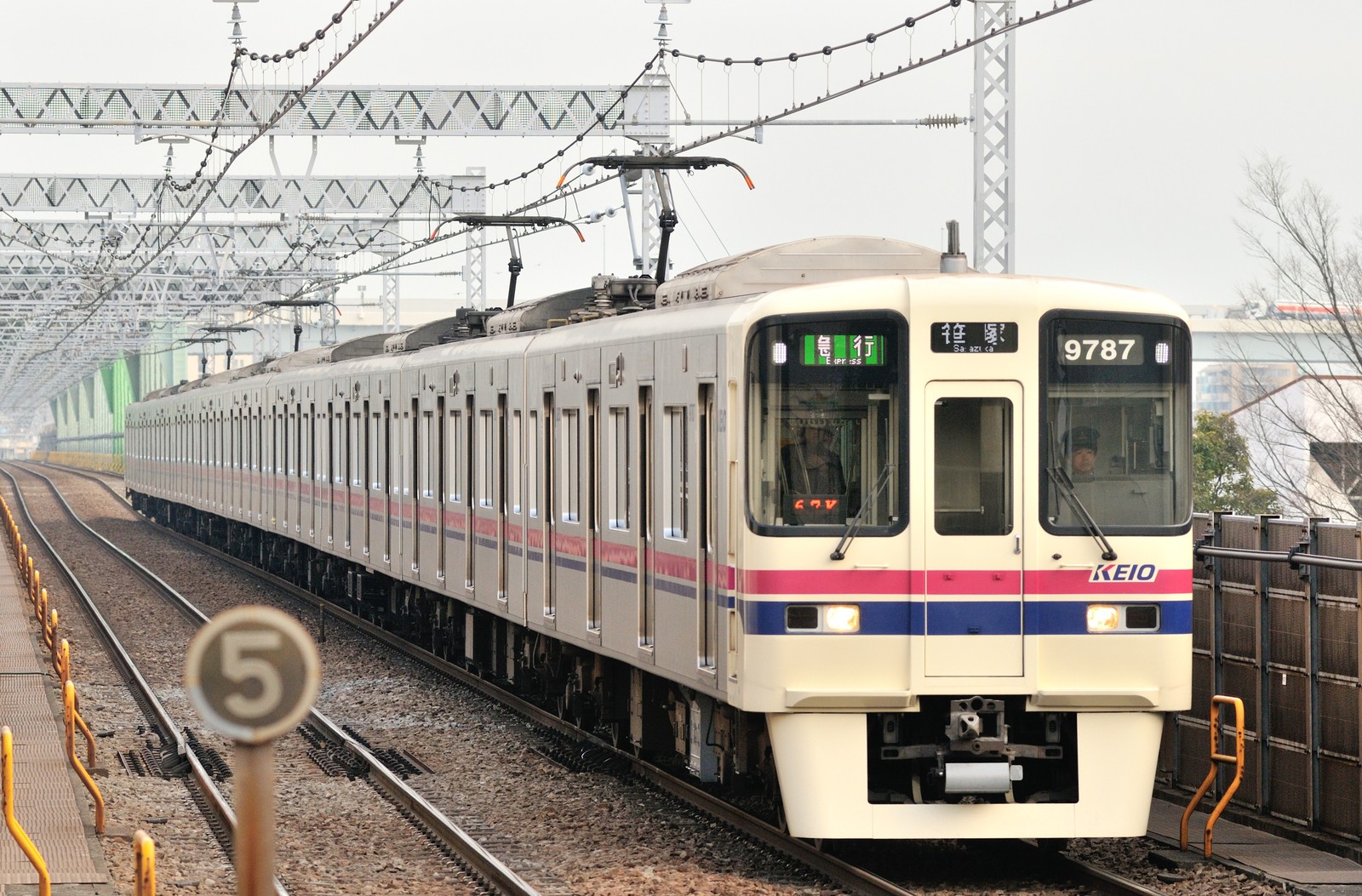 意外と悪くないかも・・・ : 風来狐の鉄道雑記