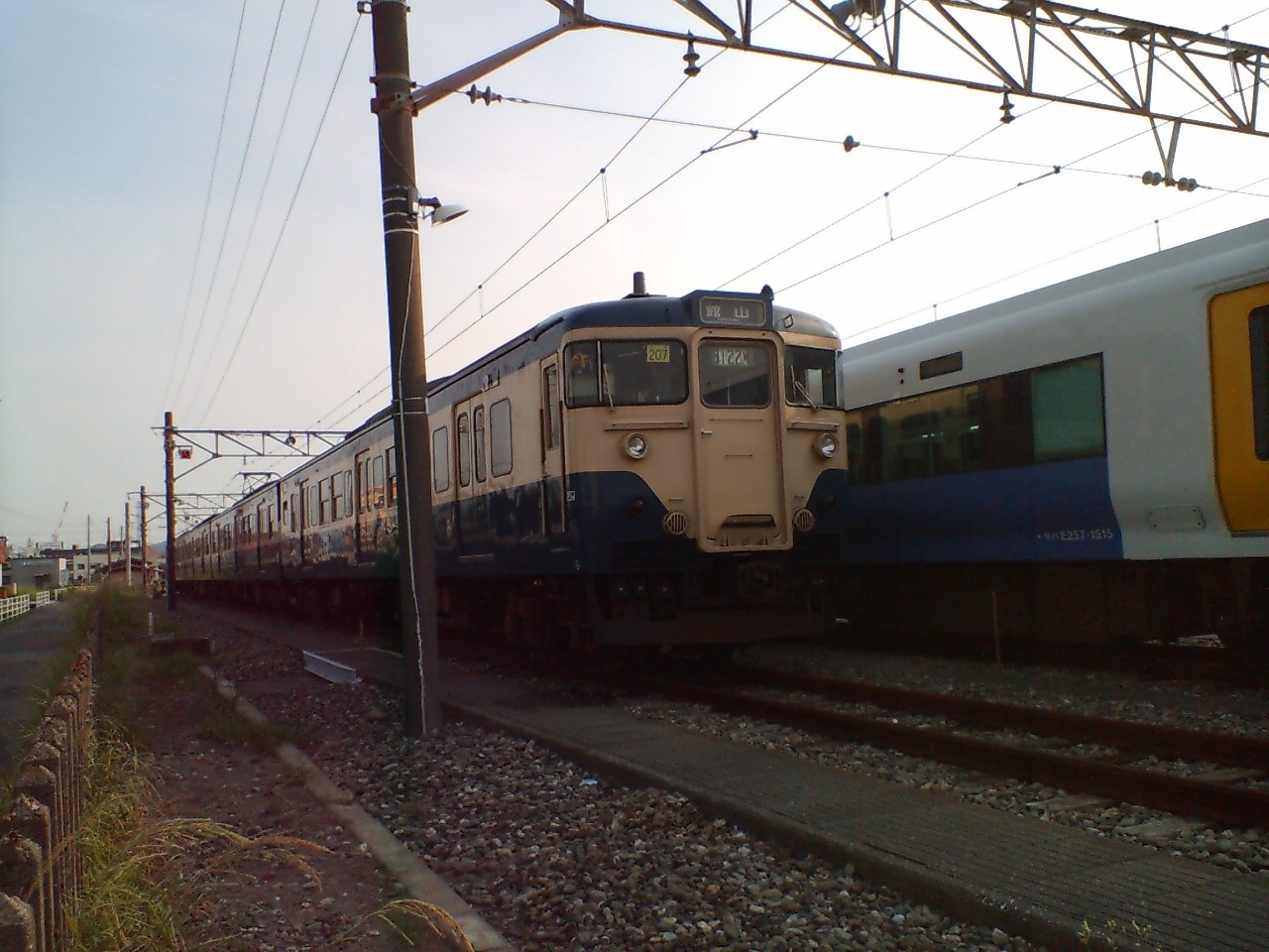 幕張車両センター 113系1000番台 マリ207編成 : 風来狐の鉄道雑記