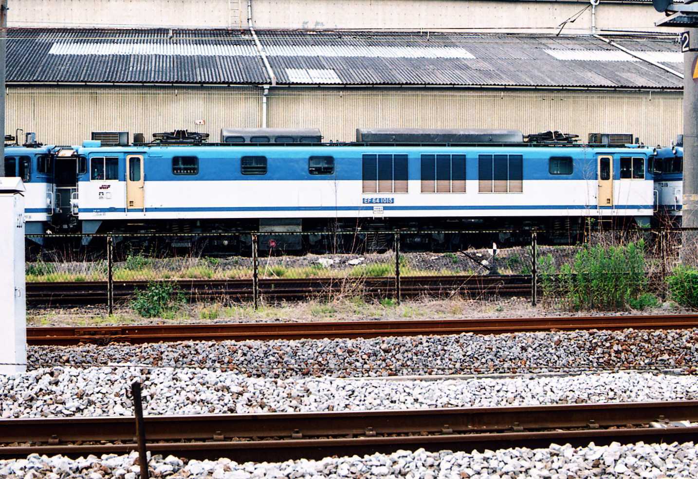 EF64 1000番台 JR貨物高崎新更新色 : 風来狐の鉄道雑記
