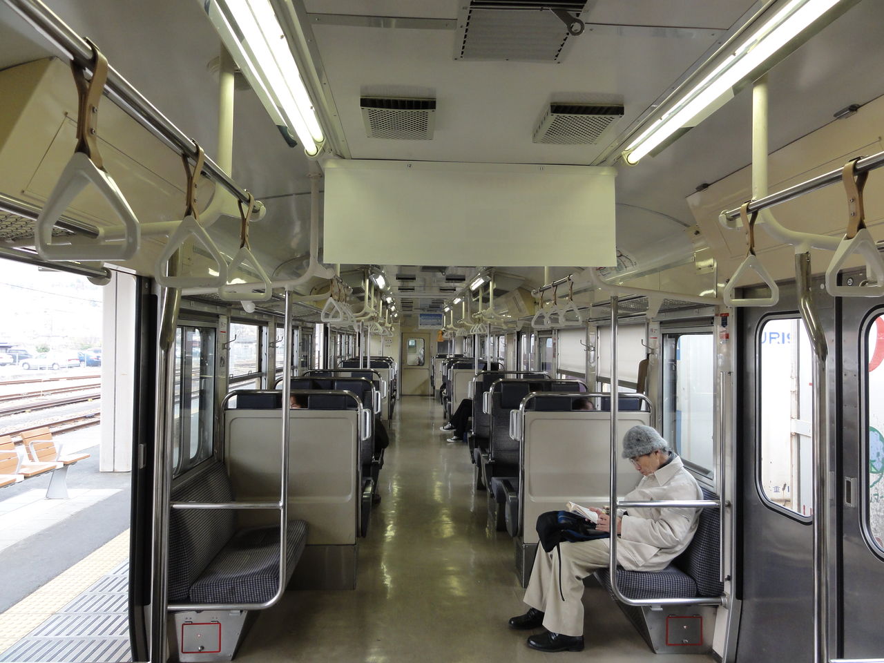 115系300番台 未更新 八トタM8編成 クモハ115-311形に乗車 : 風