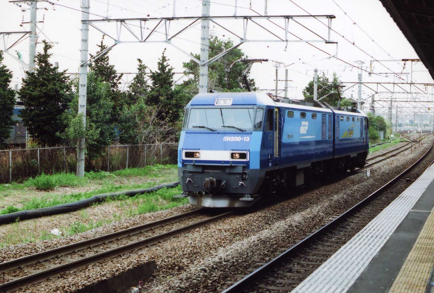 帰宅途中にダイヤ改正後初めて貨物の撮影をしてきました。 : 風