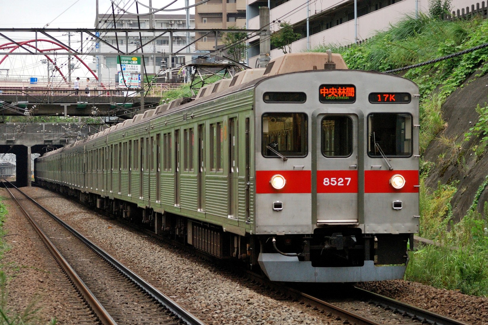 曇ったのでまた田園都市線方面に : 風来狐の鉄道雑記