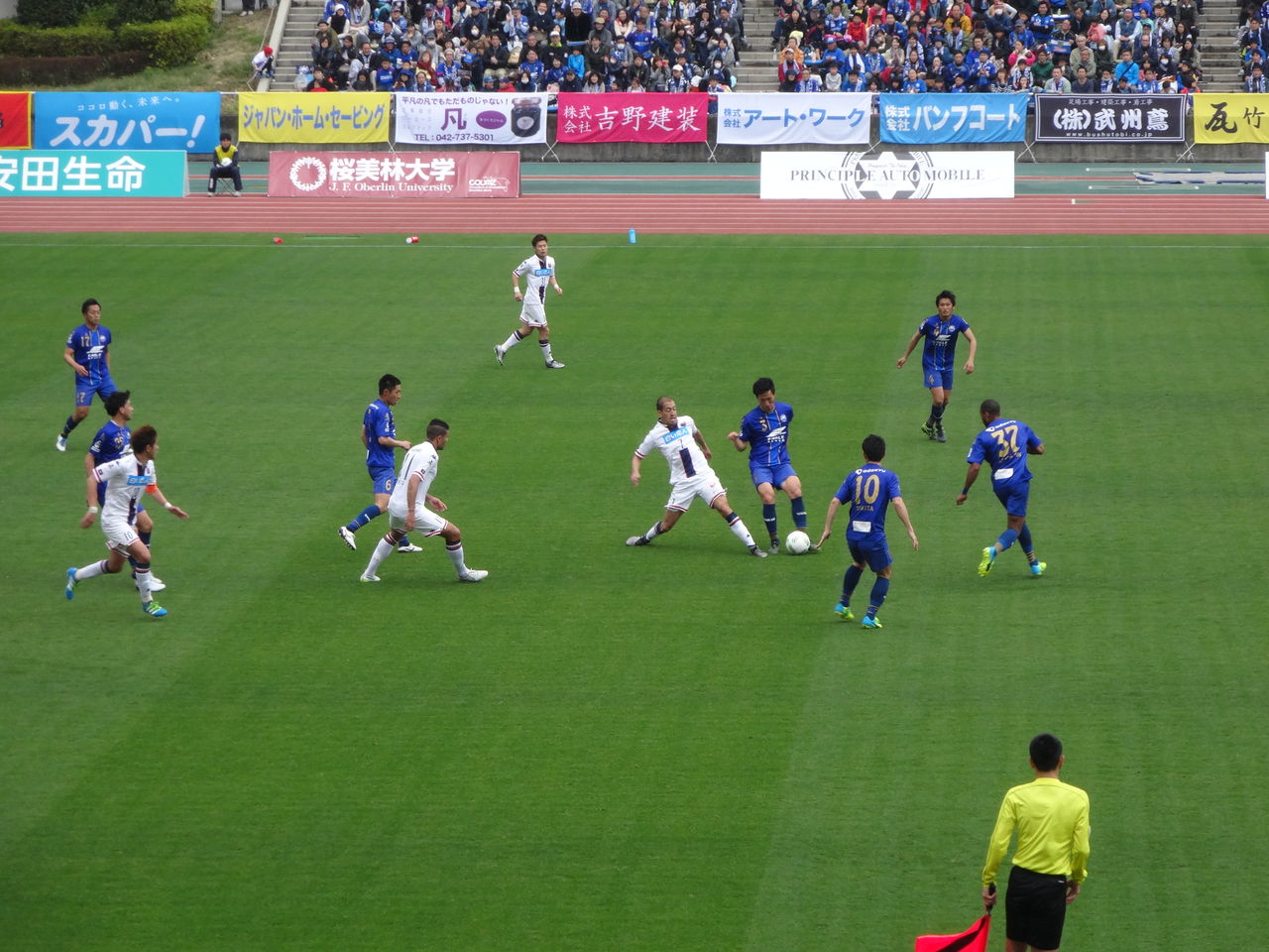ｊ２第６節 Fc町田ゼルビア Vs 北海道コンサドーレ札幌 Journal Bleu