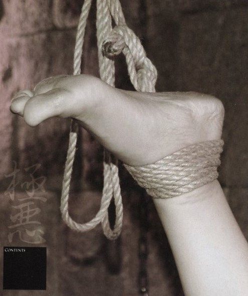 全裸-髪吊 -緊縛画像  