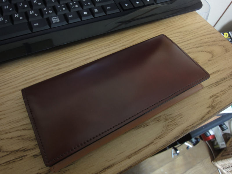 Cypris キプリス のコードバン長財布 2年半で どんなエイジングをしたのか 靴とデニムとコーヒーと あとなんだっけ