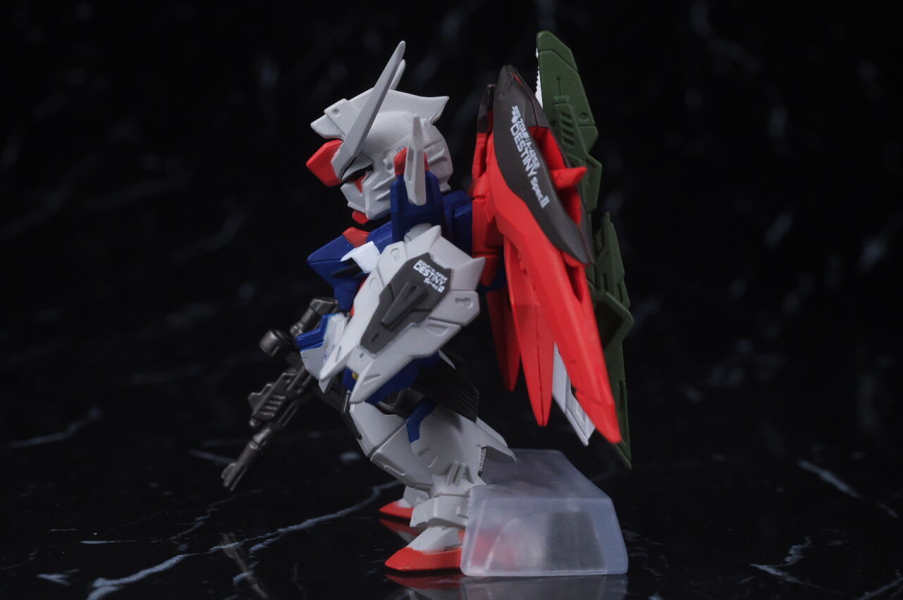 FW GUNDAM CONVERGE デスティニーガンダムSpecII&ゼウスシルエット