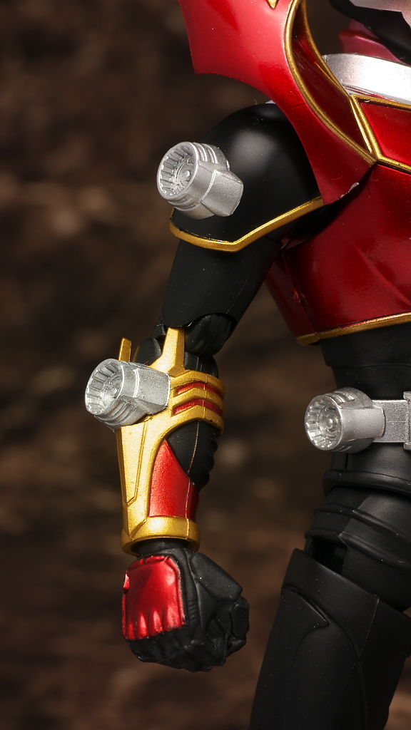S.H.フィギュアーツ 仮面ライダー龍騎サバイブ レビュー : はっ S.H.フィギュアーツ 仮面ライダー龍騎サバイブ レビュー : はっ