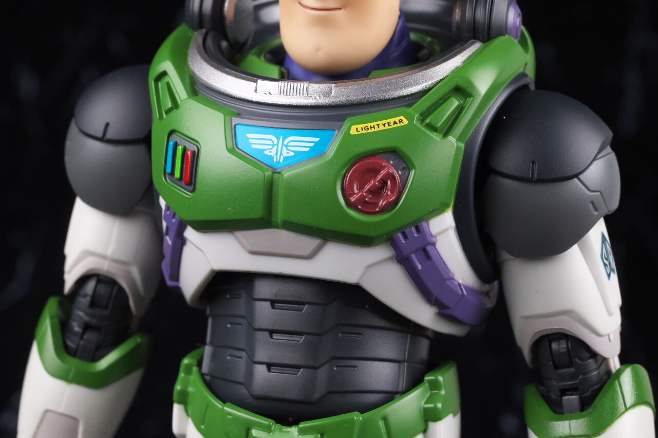 S.H.フィギュアーツ バズ・ライトイヤー(アルファ・スーツ) レビュー ...