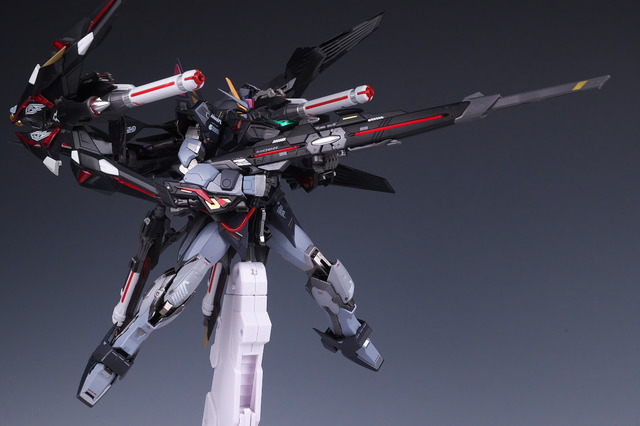 METAL BUILD ライトニングストライカー(オルタナティブ METAL BUILD ライトニングストライカー(オルタナティブ