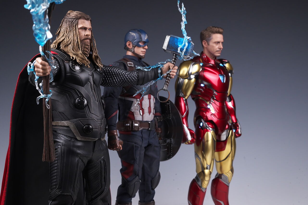 HOTTOYS アベンジャーズ マイティソー 1/6 フィギュア MARVEL-