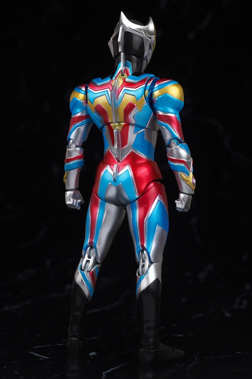 S.H.フィギュアーツ ウルトラマンデッカー ダイナミックタイプ レビュー : はっちゃか