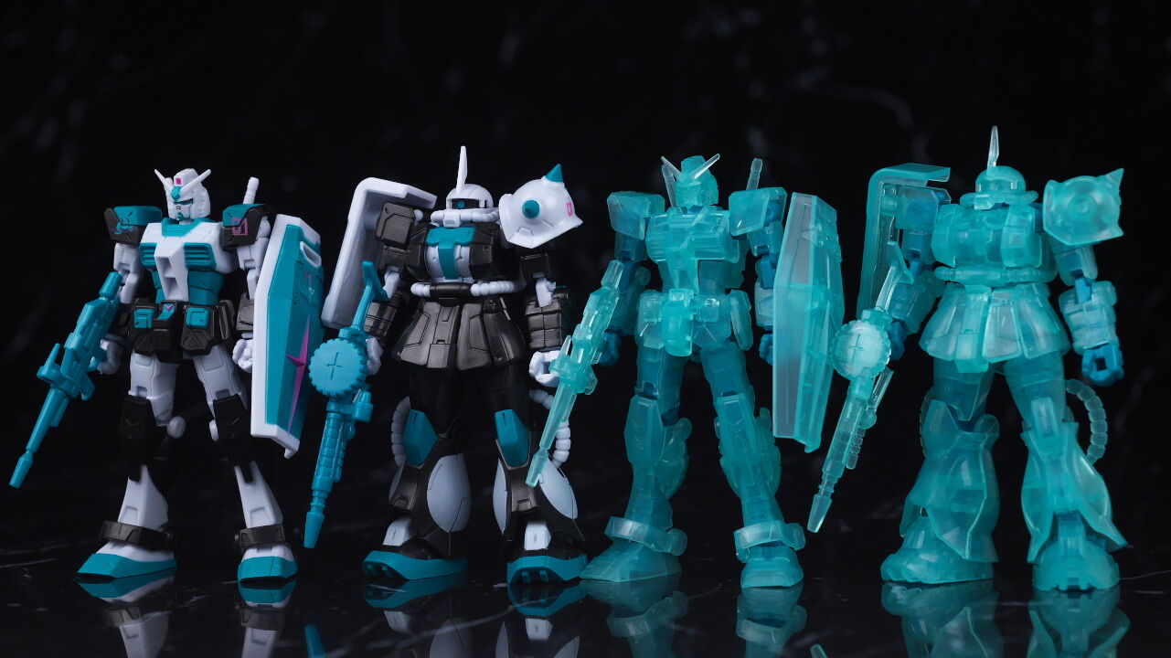 カプセルアクション ガンダム 初音ミクcolor Ver. 全4種コンプリート