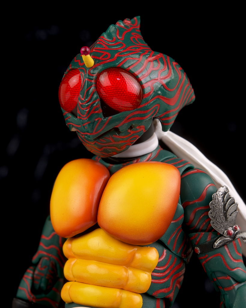 S.H.フィギュアーツ 仮面ライダーアマゾン (真骨彫製法 S.H.フィギュアーツ 仮面ライダーアマゾン (真骨彫製法