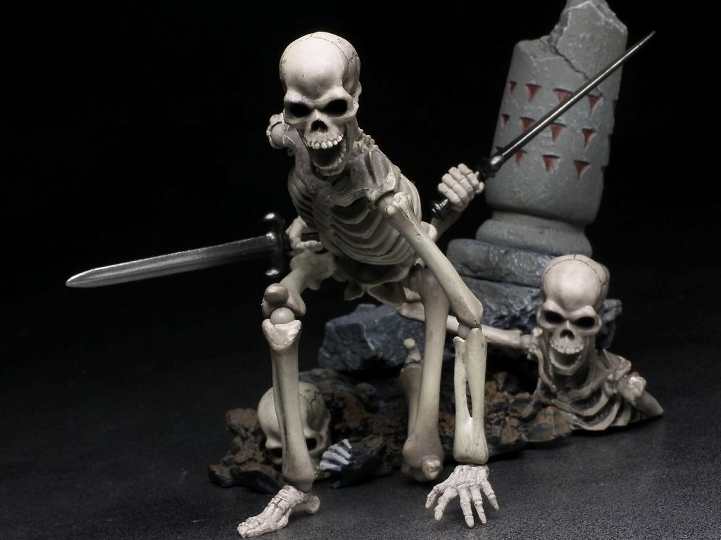 Скелет из пластилина