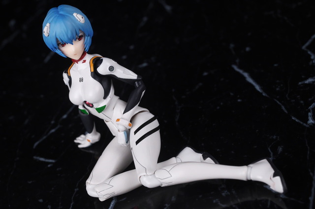 フィギュアーツ 綾波レイ レビュー