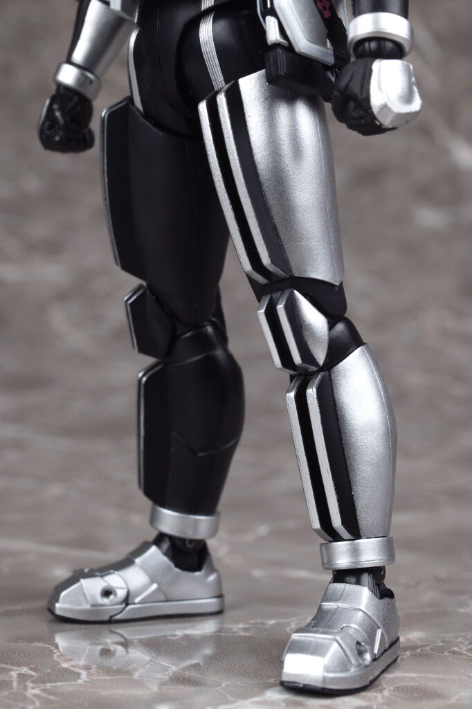 S.H.フィギュアーツ (真骨彫製法) 仮面ライダーディケイド S.H.フィギュアーツ (真骨彫製法) 仮面ライダーディケイド