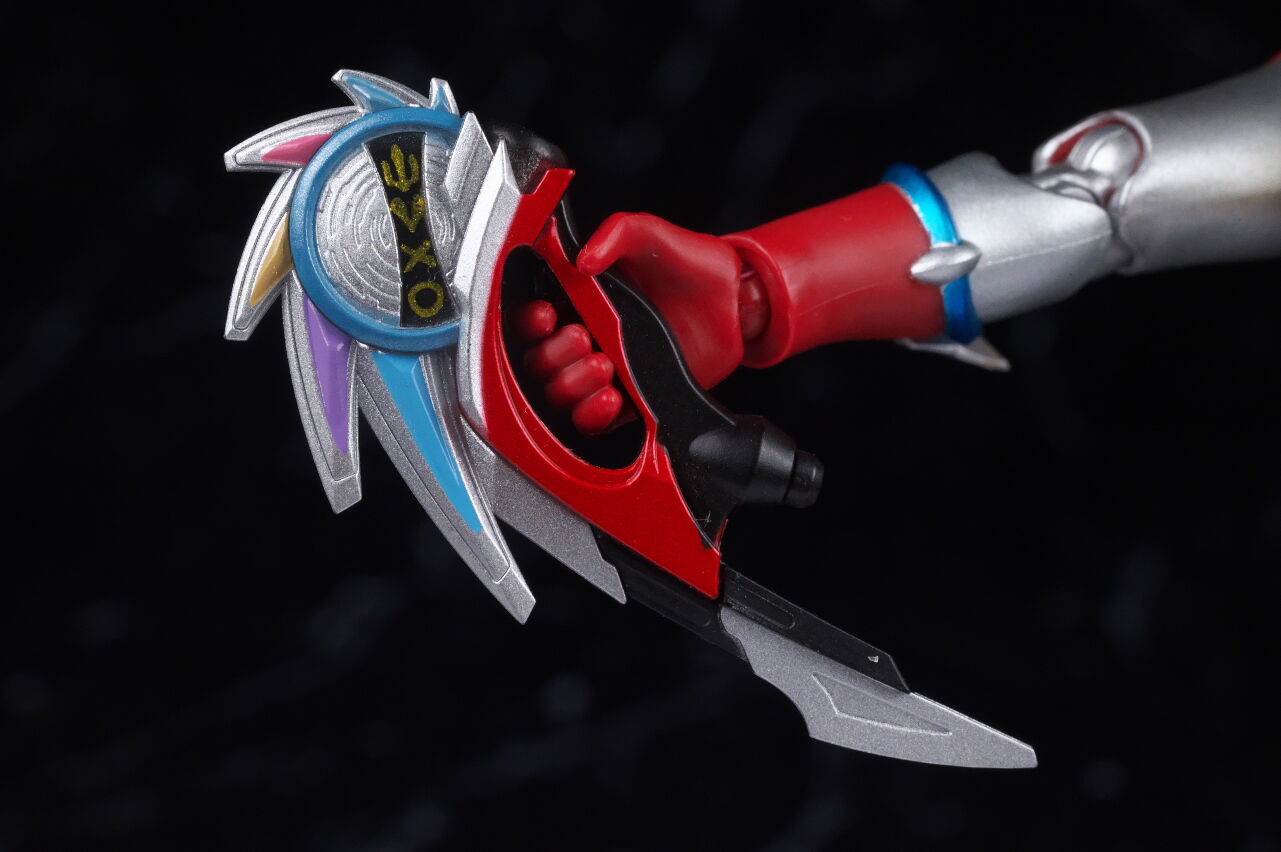 S.H.フィギュアーツ ウルトラマンオーブ オーブトリニティ