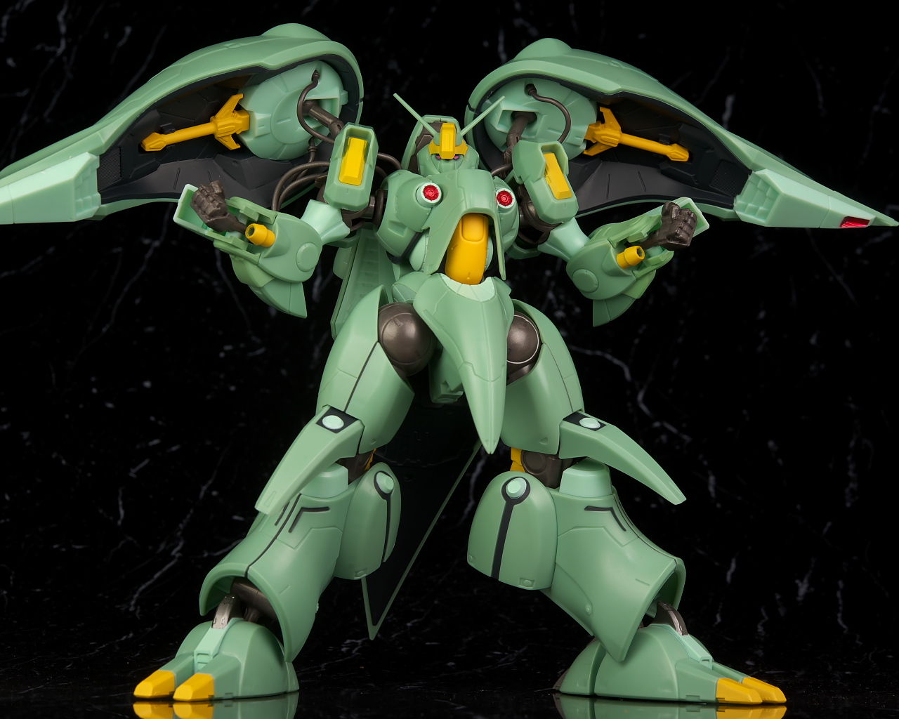 【未開封】アサルトキングダム　クインマンサ　メタリックバージョン　ガンダムZZ 機動戦士ガンダムZZ』に登場した超重モビルスーツが食玩に出撃