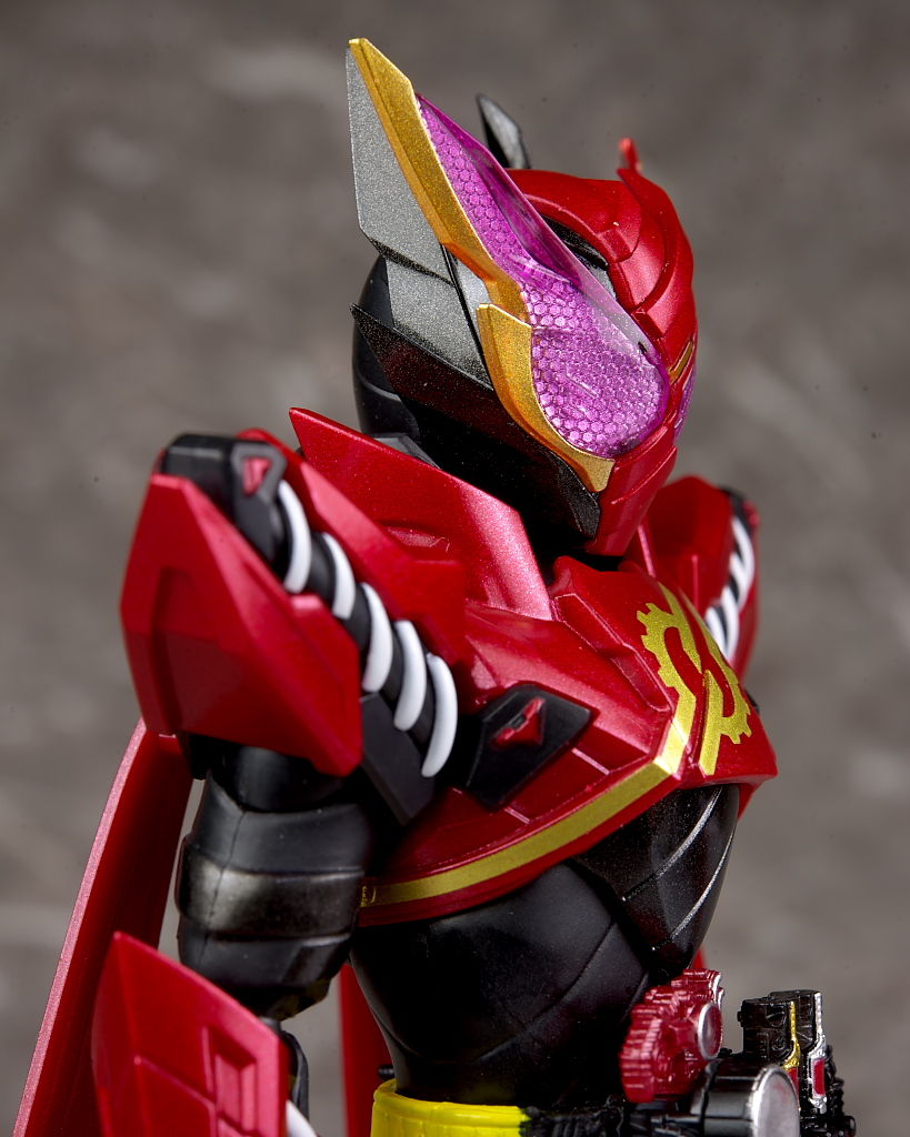 S.H.フィギュアーツ 仮面ライダービルド ラビットラビット S.H.フィギュアーツ 仮面ライダービルド ラビットラビット
