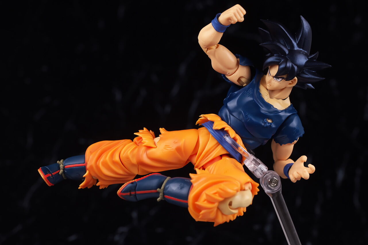 ドラゴンボールスーパーS.H.Figuarts  フィギュアーツ 孫悟空 身勝手の極意“兆”