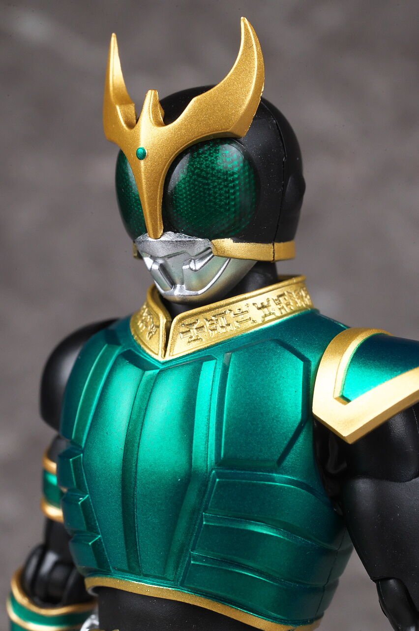 S.H.フィギュアーツ（真骨彫製法） 仮面ライダークウガ