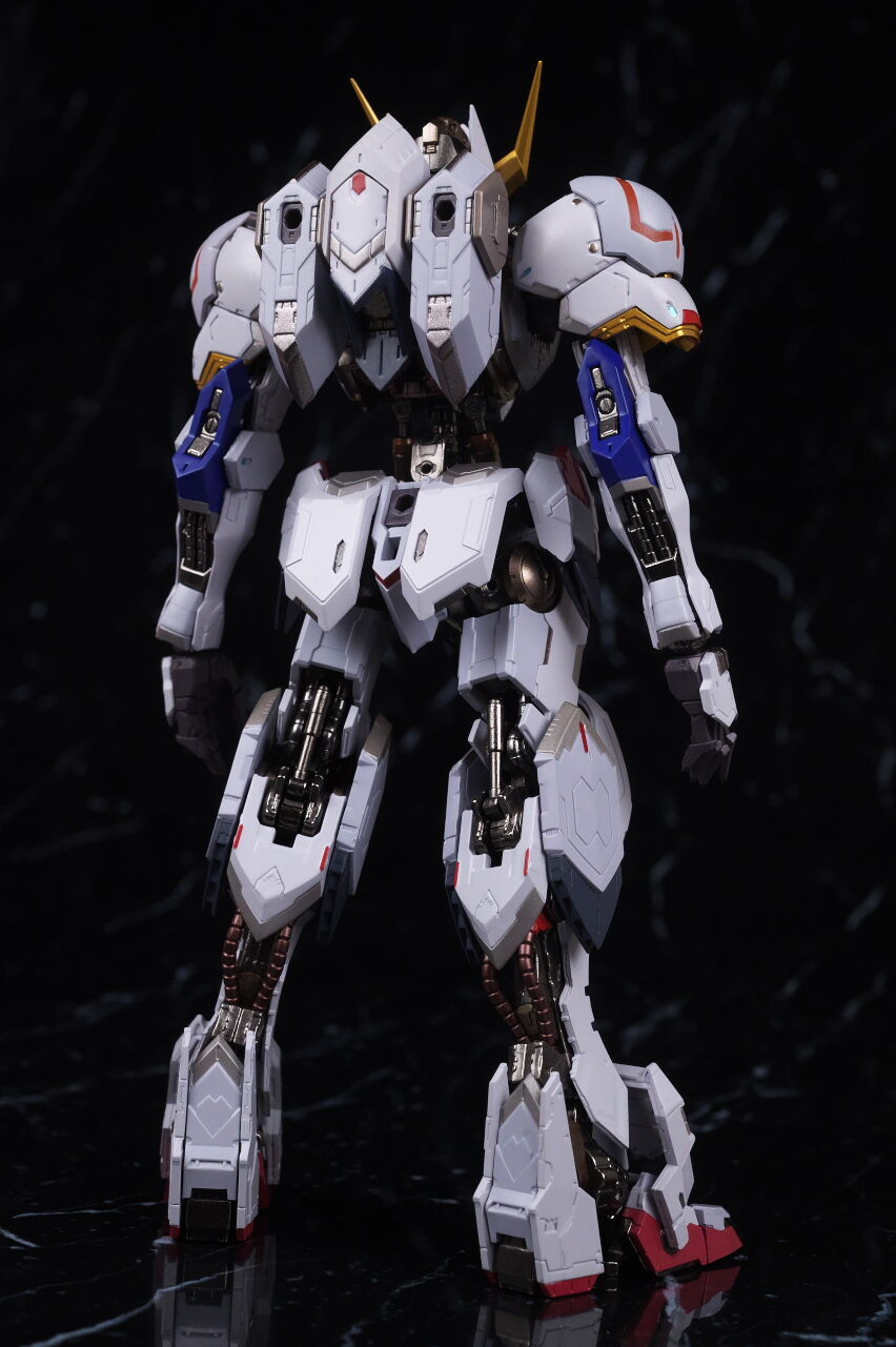 METAL BUILD ガンダムバルバトス（第4形態）＋ブーメランメイス