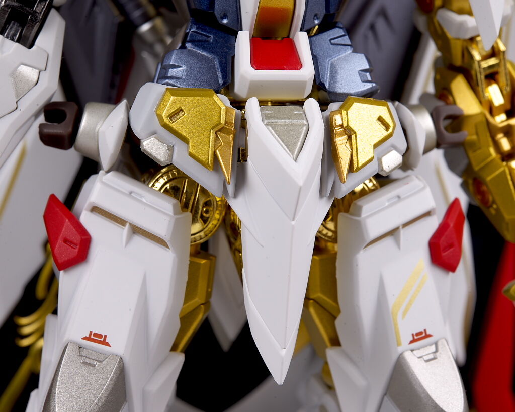 METAL BUILD ガンダムアストレイ ゴールドフレーム天ハナ METAL BUILD ガンダムアストレイ ゴールドフレーム天ハナ