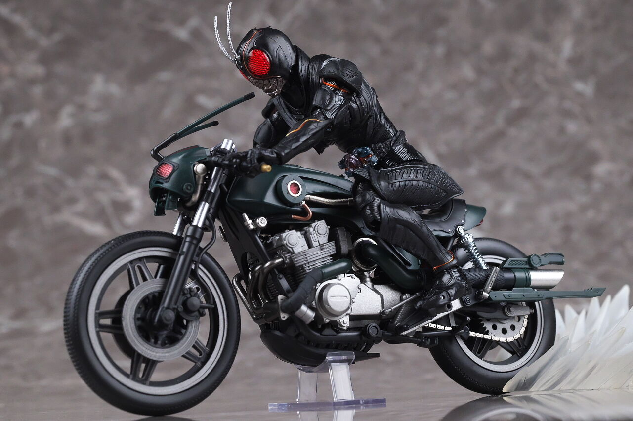 S.H.Figuarts バトルホッパー　(仮面ライダーBLACK SUN )