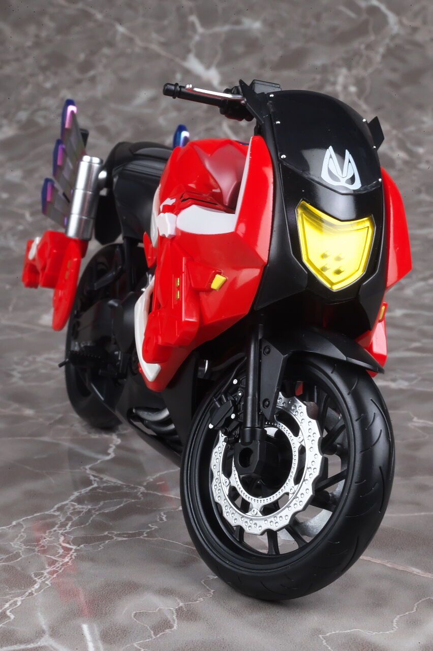 S.H.フィギュアーツ ブーストライカー レビュー : はっちゃか S.H.フィギュアーツ ブーストライカー レビュー : はっちゃか