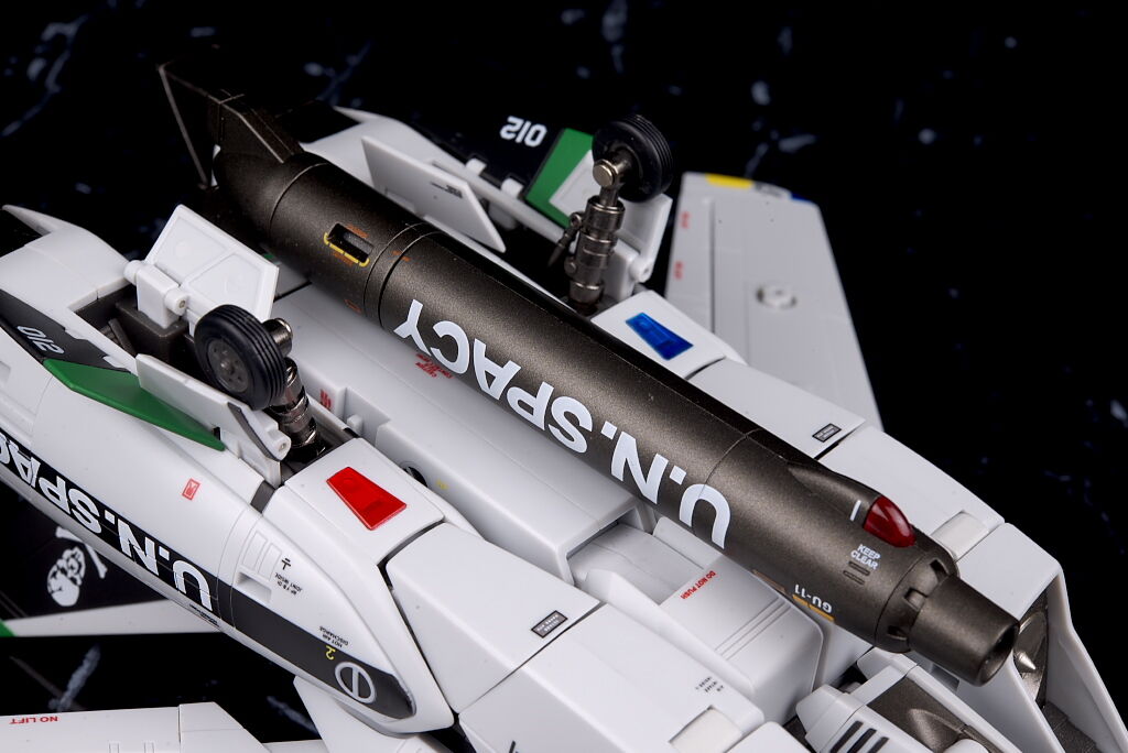 DX超合金 劇場版VF-1A バルキリー(柿崎速雄機) レビュー : は DX超合金 劇場版VF-1A バルキリー(柿崎速雄機) レビュー : は