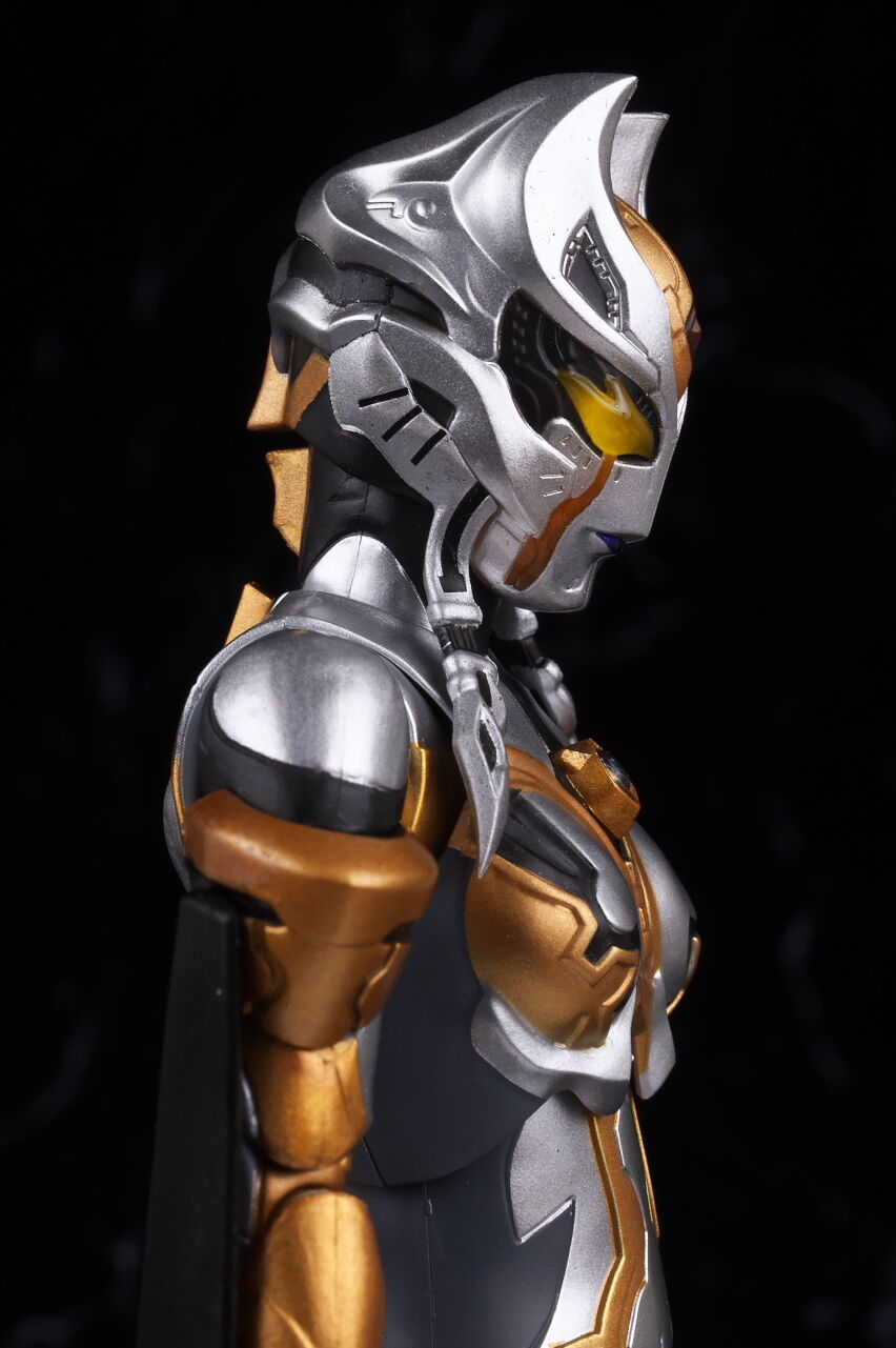フィギュアーツ　カルミラ S.H.Figuarts カルミラ | ウルトラマンシリーズ フィギュア