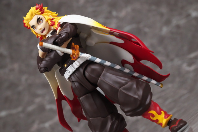 转日站评测 BANDAI 25年6月: S.H.Figuarts <鬼灭之刃> 炼狱杏寿郎