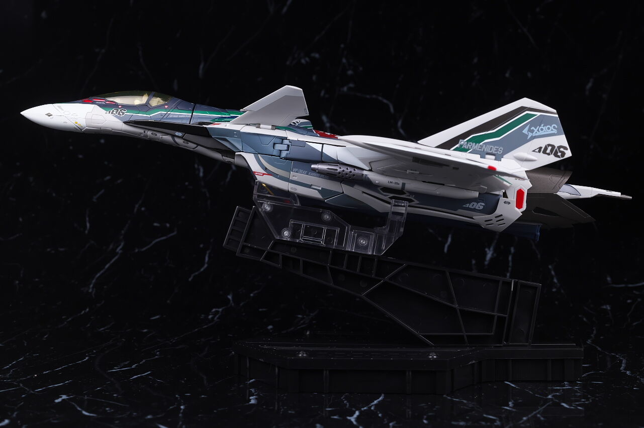DX超合金 劇場版 VF-31AX カイロスプラス(ボーグ・コン
