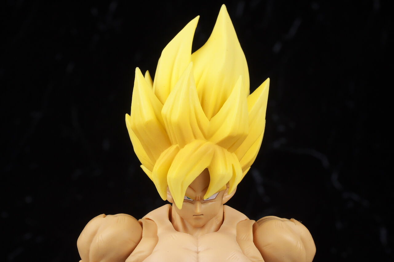 フィギュアーツ　スーパーサイヤ人孫悟空　伝説のスーパーサイヤ人 S.H.Figuarts スーパーサイヤ人孫悟空-伝説のスーパーサイヤ人