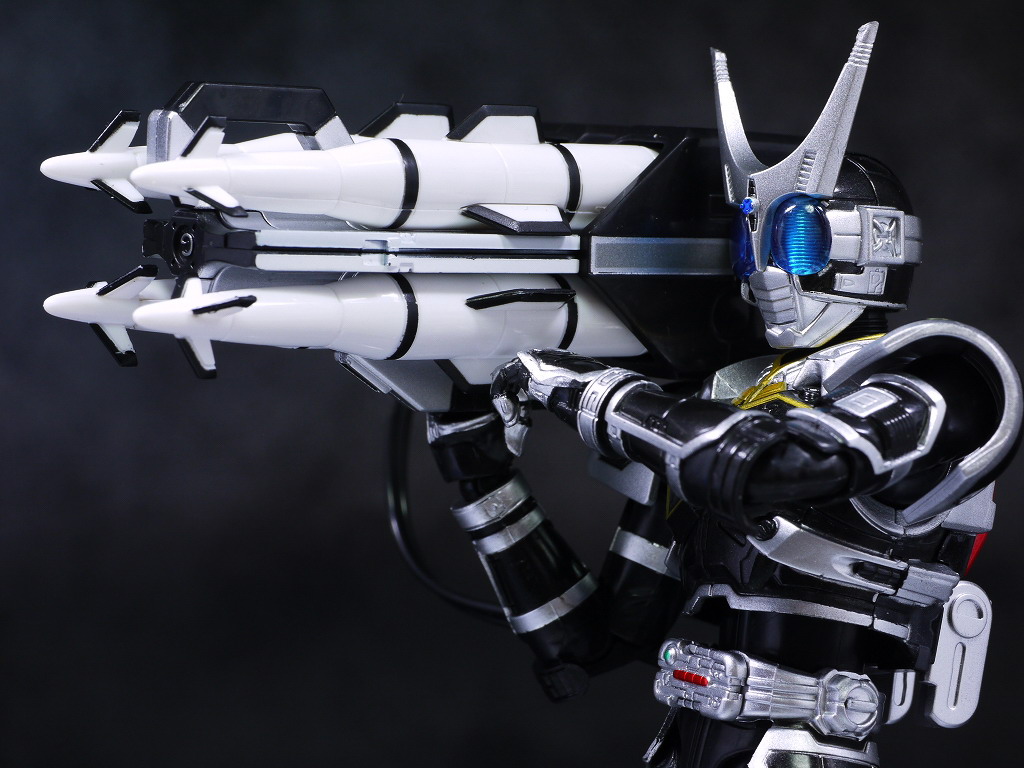 S.H.フィギュアーツ 仮面ライダーG4 レビュー : はっちゃか